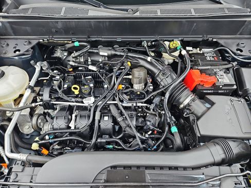 Used 2023 Ford Maverick Lariat w/ Lariat Luxury Package image 38