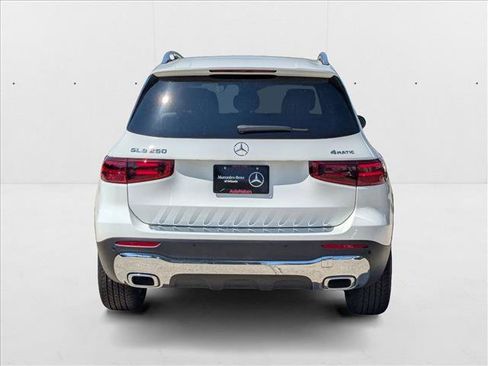 New 2025 Mercedes-Benz GLB 250 GLB 250 image 8