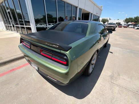 Used 2020 Dodge Challenger R/T Scat Pack RWD image 7
