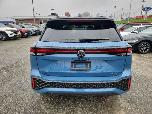 New 2026 Volkswagen Tiguan SE R-Line AWD/4WD image 6