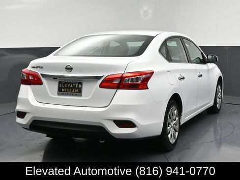 Used 2019 Nissan Sentra S FWD image 4