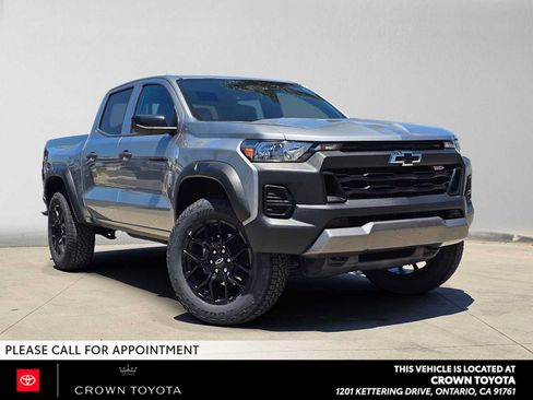 Used 2024 Chevrolet Colorado Trail Boss w/ LPO, Dark Essentials Package AWD/4WD image 1