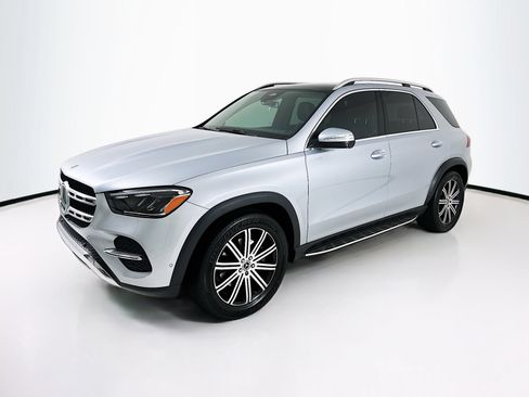 Certified 2025 Mercedes-Benz GLE 350 4MATIC image 3
