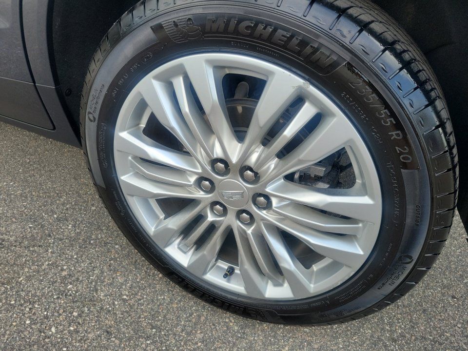 Used 2019 Cadillac XT5 Premium Luxury FWD image 23