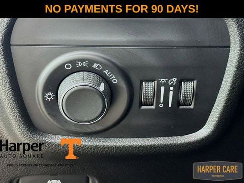 New 2025 Jeep Grand Cherokee Altitude image 13