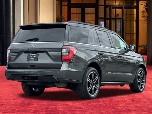 Used 2019 Ford Expedition Limited w/ Equipment Group 303A image 10