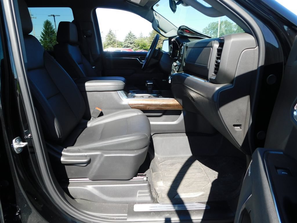 Used 2025 GMC Sierra 1500 Elevation w/ Elevation Premium Package AWD/4WD image 24