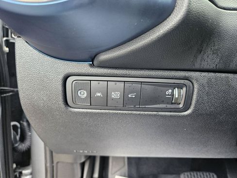 Used 2025 Chevrolet Equinox EV LT w/ Convenience Package FWD image 29