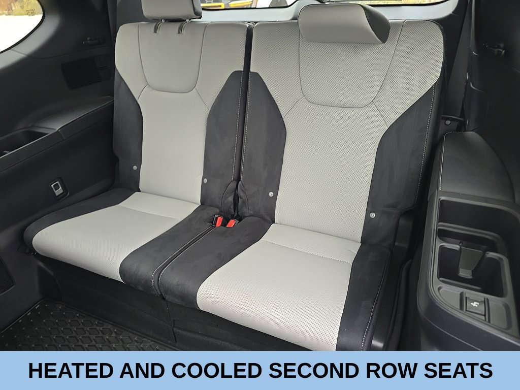 Used 2025 Lexus TX 500h AWD image 20