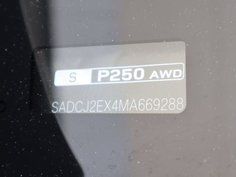 Used 2021 Jaguar F-PACE S image 29