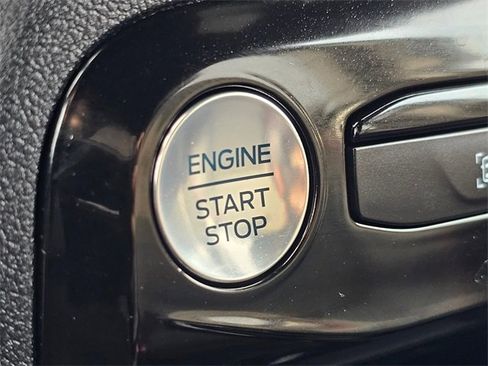 Used 2023 Ford Escape ST-Line w/ Tech Pack #1 image 21