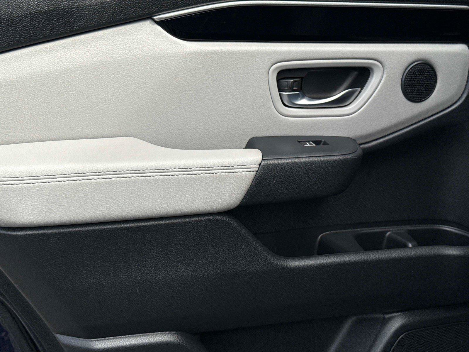 Certified 2024 Honda Pilot Touring image 14