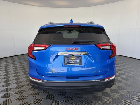 Certified 2024 GMC Terrain SLT AWD/4WD image 9
