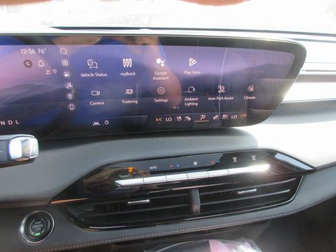 New 2026 Buick Enclave Avenir w/ Super Cruise Package FWD image 18