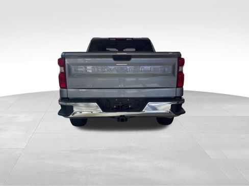 Used 2025 Chevrolet Silverado 1500 LT image 4