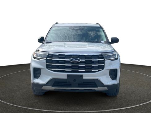 Used 2025 Ford Explorer Active image 9