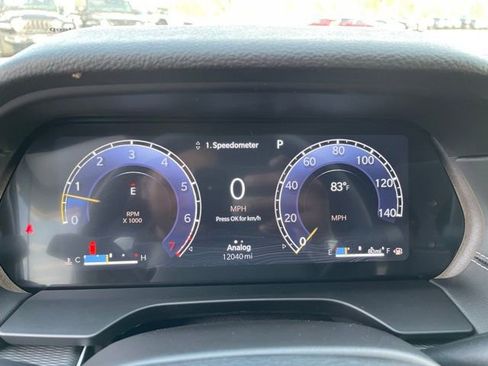 Used 2025 Jeep Grand Cherokee L Laredo AWD/4WD image 16
