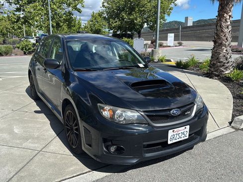Used 2011 Subaru Impreza WRX Premium image 4