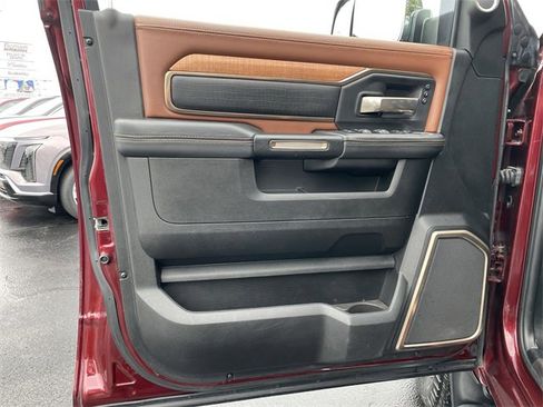 Used 2022 RAM 2500 Limited image 11