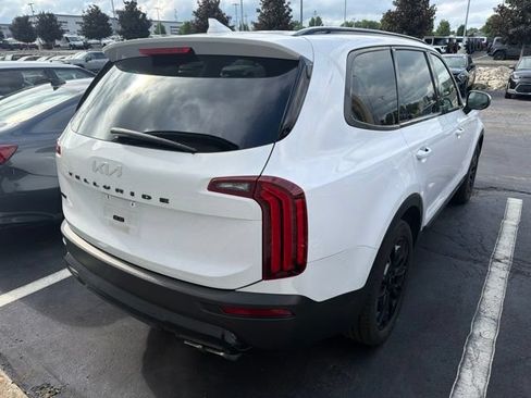 Used 2022 Kia Telluride EX w/ EX Premium Package AWD/4WD image 4