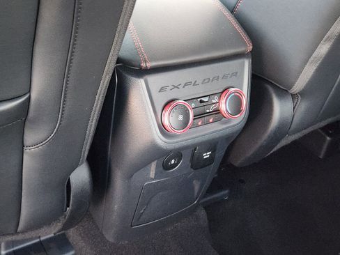 Used 2025 Ford Explorer ST w/ Sun And Sound Package image 32