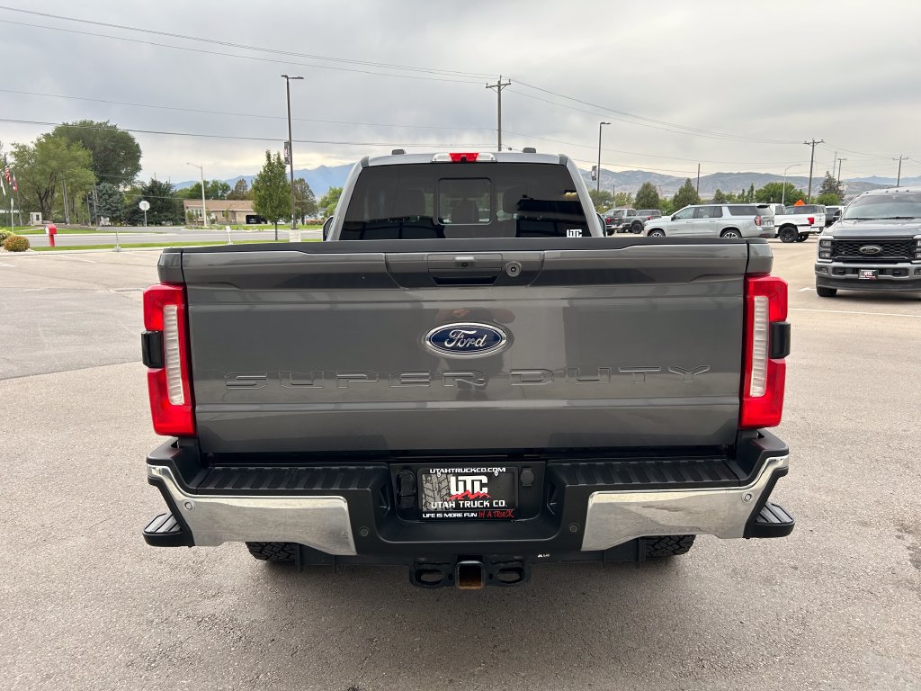 Used 2024 Ford F350 Lariat AWD/4WD image 6