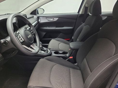 Used 2023 Kia Forte LXS w/ LXS Technology Package image 17