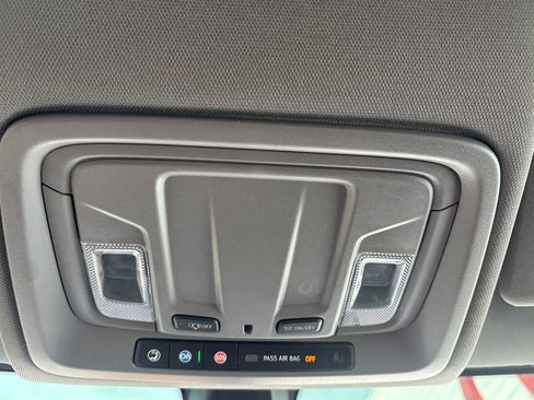 Used 2022 GMC Sierra 1500 Elevation w/ X31 Off-Road Package image 14