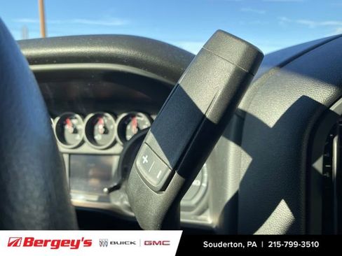 Certified 2021 Chevrolet Silverado 1500 Custom image 18