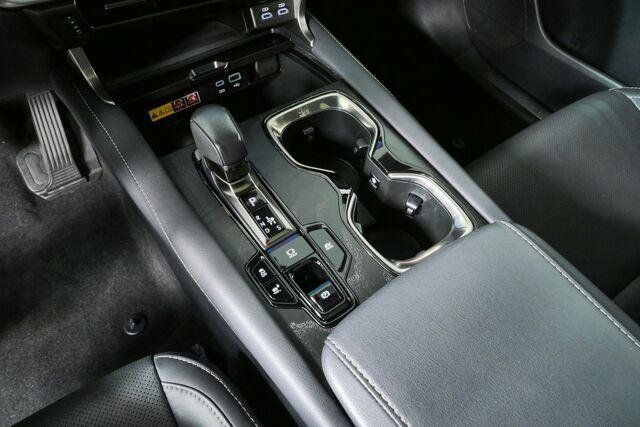Used 2024 Lexus RX 350h w/ Cold Area Package AWD/4WD image 14
