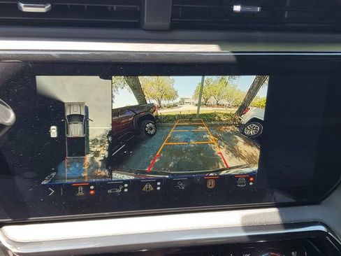 Used 2026 GMC Sierra 2500 AT4 w/ Technology Package image 22