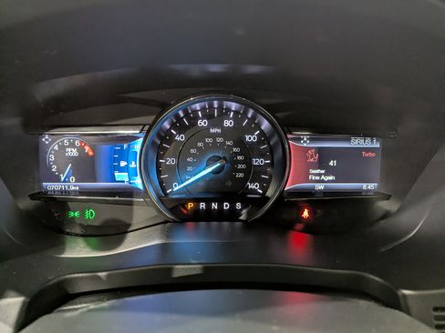 Used 2017 Ford Explorer XLT w/ Equipment Group 202A image 19