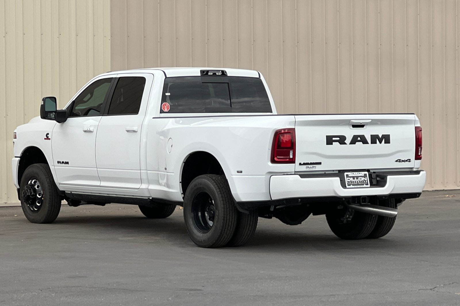 New 2026 RAM 3500 Laramie AWD/4WD image 4