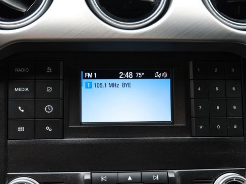 Used 2022 Ford Mustang GT RWD image 27