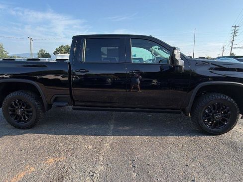 New 2026 Chevrolet Silverado 2500 LTZ w/ Trail Boss Package AWD/4WD image 8