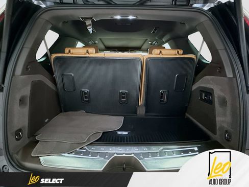 Used 2023 Cadillac Escalade Sport w/ LPO, ONYX Package AWD/4WD image 31