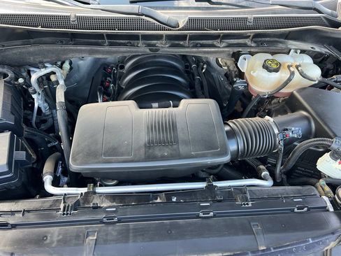 Used 2023 Chevrolet Tahoe LT AWD/4WD image 46
