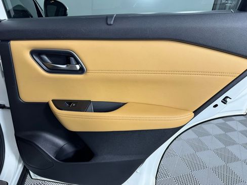 Used 2023 Nissan Rogue Platinum w/ Platinum Premium Package image 28