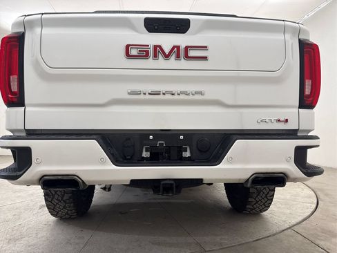 Used 2020 GMC Sierra 1500 AT4 w/ Off-Road Performance Package AWD/4WD image 24