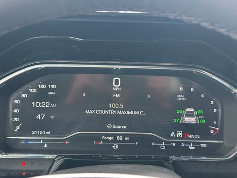 Used 2025 GMC Sierra 1500 SLT image 28