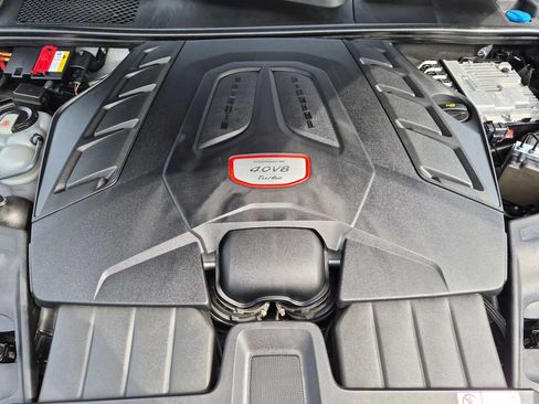 Used 2019 Porsche Cayenne Turbo AWD/4WD image 15