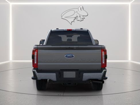 New 2026 Ford F250 Lariat w/ FX4 Off-Road Package AWD/4WD image 5