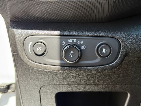 Used 2021 Chevrolet TrailBlazer RS w/ Convenience Package image 19