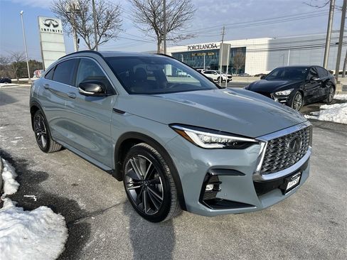 Certified 2023 INFINITI QX55 Essential image 2