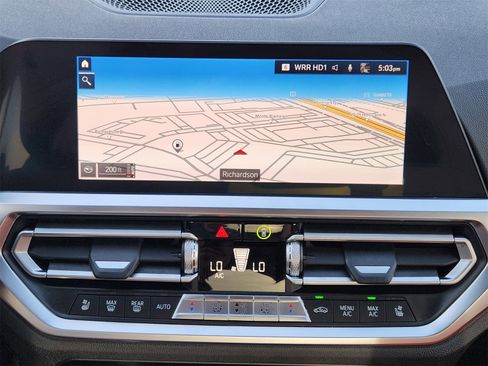 Used 2021 BMW M4 Coupe w/ M Carbon Exterior Package image 26