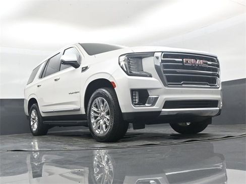 Used 2022 GMC Yukon SLT w/ SLT Luxury Package image 45