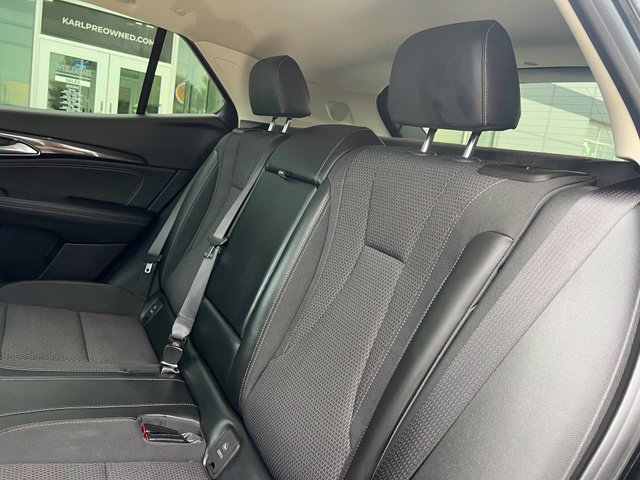 Used 2023 Buick Envision Preferred w/ Sport Touring Package AWD/4WD image 19