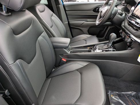 New 2026 Jeep Compass Latitude AWD/4WD image 35