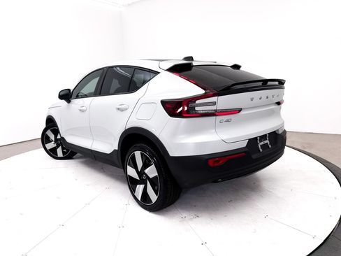 Used 2023 Volvo C40 P8 Recharge Ultimate AWD/4WD image 2