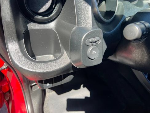 Used 2013 Honda Fit image 46